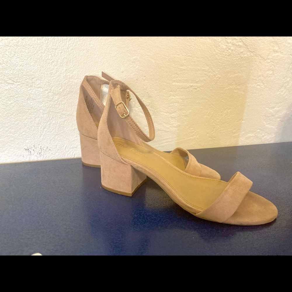 Heeled nude sandals, Madden.